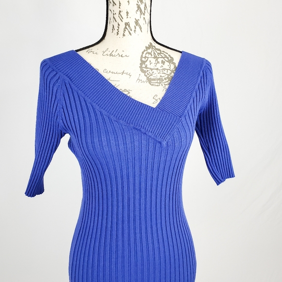 City Streets V-Neck Bodycon Top Blue Size Large - Picture 2 of 6